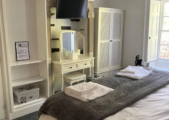 فندق مبيت وإفطار Temple Croft 3*